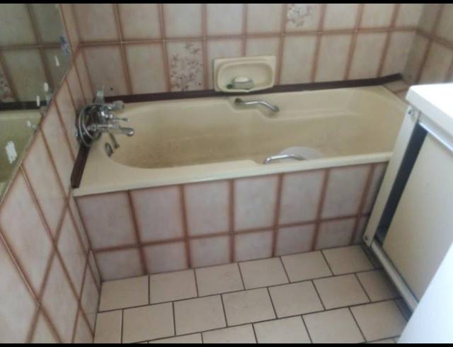 3 BEDROOM HOUSE FOR SALE IN HOMESTEAD